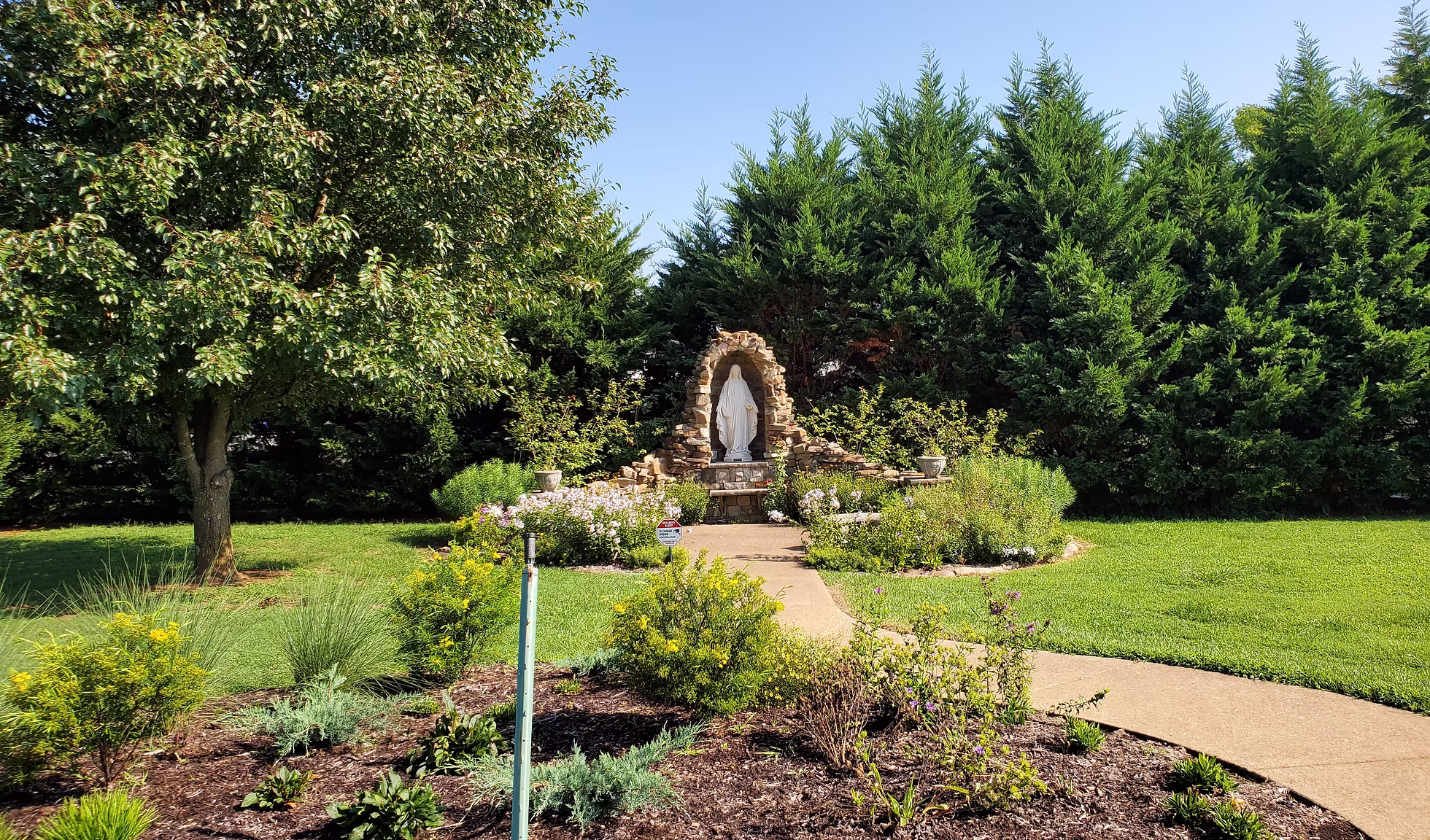 Servicing Monroe County, Tennessee